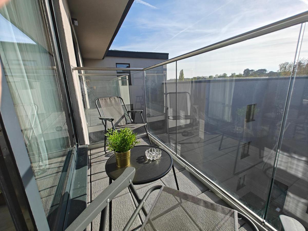 Modern City Apartment Хемел Хемпстед Екстериор снимка